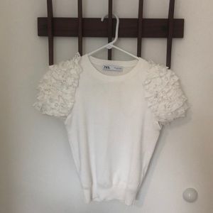 Zara Small sweater ruffle sleeve top